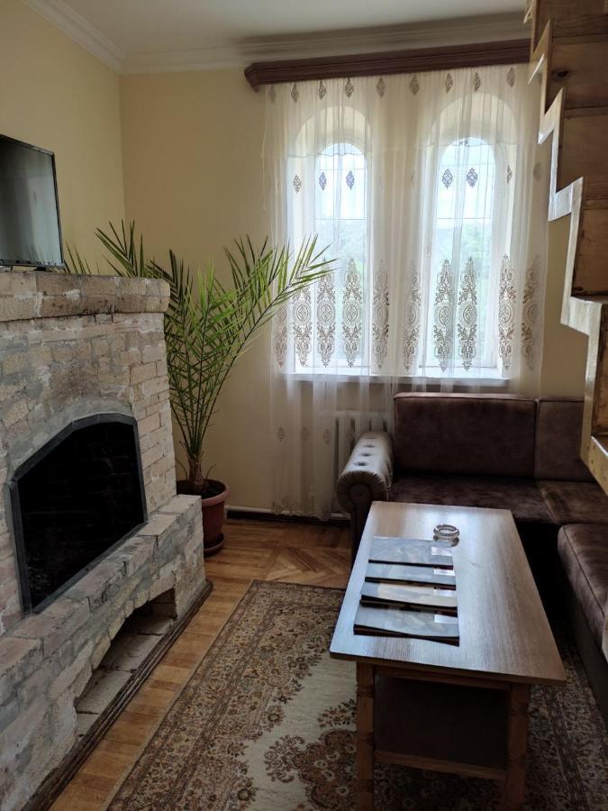 Hotel Mitane à Sisian Extérieur photo