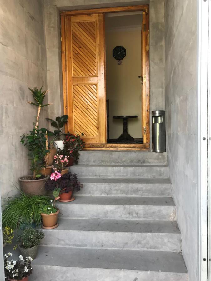 Hotel Mitane à Sisian Extérieur photo
