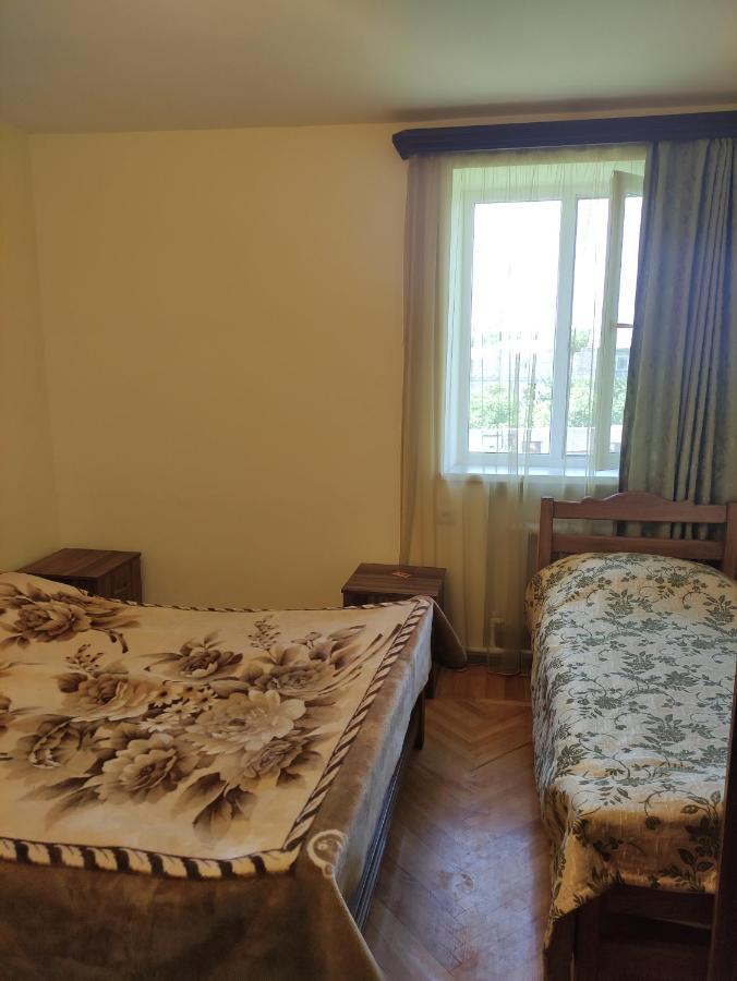 Hotel Mitane à Sisian Extérieur photo